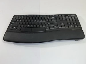 Microsoft Sculpt Comfort Keyboard Wireless Black Model 1531 - No Receiver/ Mouse - Picture 1 of 6