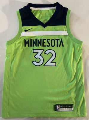 Футболка Nike молодежная средний размер M Towns No32 Minnesota Timberwolves лаймово-зеленая - Изображение 1 из 4