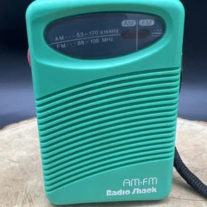 Vintage Radio Shack AM FM Tragbares Radio Fun Mate 12-734 Grün Funktioniert Super - Bild 1 von 7