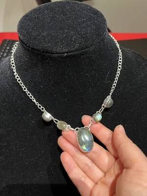 Silvertone LABRADORITE Necklace Unique Glow - Image 1 of 2