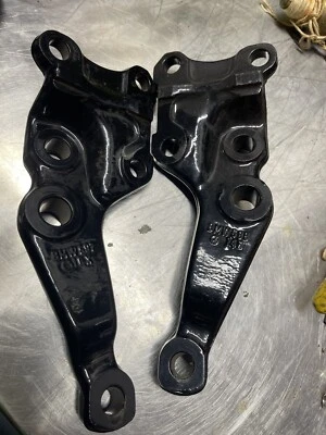 Palanca de amarre izquierda y derecha BMW E34 540i, M5, e32 735iL, 740iL 31 13 1 133 557 Foto 1 de 4