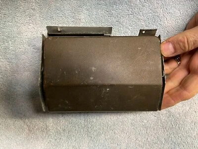 Dodge Dart Valiant 1967 cenicero carrocería A 67-76 comprueba el tamaño y asegúrate Foto 1 de 4