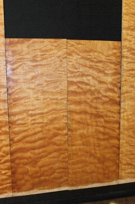 Ukelele tenor arce acolchado juego trasero y lateral. Foto 1 de 4