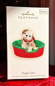 Hallmark Keepsake 2007 "Puppy Love" Ornament, English Bulldog, LN :-) - Picture 1 of 7