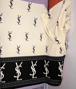 Tela exclusiva Yves Saint Laurent Boutique RARA de la década de 1970, 3+ yardas - Imagen 1 de 6