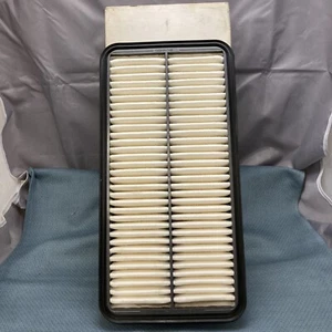 NEW GENUINE GM 94847245 ELEMENT, AIR FILTER GR 3.410 - Picture 1 of 3