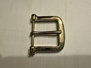 FIBBIA CLASSICA GUCCI LOGATA - SQUADRATA - COLORE ORO LUCIDO - NUOVA - Foto 1 di 5