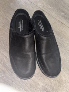 Zapatilla deportiva Skechers de espuma viscoelástica refrigerada por aire sin cordones negra talla 11 - Imagen 1 de 7