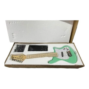 Glares 30” Mini Kids Electric Guitar Maple Fingerboard & 5W Amplifier Green NEW - Picture 1 of 13
