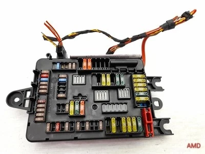 2014 BMW 320i 328i 335i 340i 330i F30 Rear Trunk Fuse Power Distribution Box  - Image 1 of 4