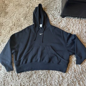 Sudadera con capucha Nike polar para mujer M de gran tamaño corta centro Swoosh negra esencial - Imagen 1 de 3