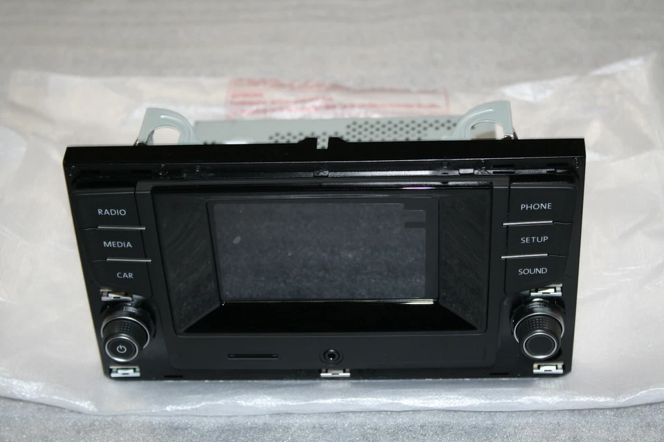 ORIGINAL VW Golf VII Tiguan Passat Radio Composition Bluetooth Aux-in 5G0035888C - Bild 1 von 4