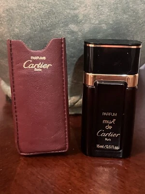 CARTIER MUST DE CARTIER 15ML.0.5OZ PARFUM SPLASH + LEATHER CASE COLLECTIBLE - Image 1 of 3