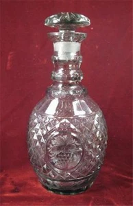 Decanter Grape Etched Smokey Pressed Elegant Glass Medallions Vintage AS IS (O) - Picture 1 of 11