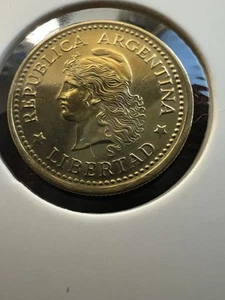 1970 Argentina 10 Centavos, Liberty -Foreign Coin 17mm Item 1051 - Picture 1 of 2
