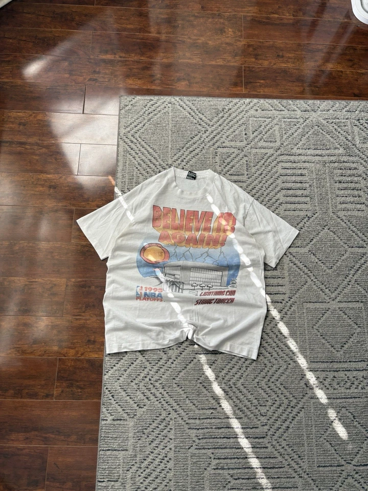 Vintage 1995 Houston Rockets NBA Playoffs Retro Graphic T-Shirt Size L 90s NBA - Image 1 of 4