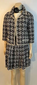 Chanel 05A 2005 Fall Dark Navy Blue and White Skirt Suit Set US 6/8 - Picture 1 of 11