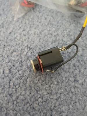 Entrada para microfone/fones TEAC A-3340S - Imagem 1 de 4