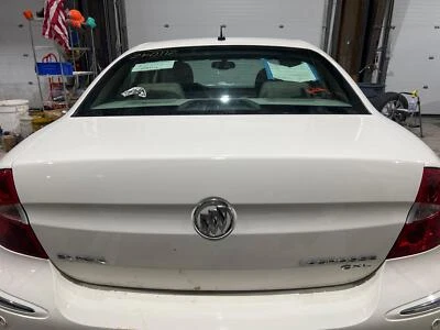 2005 - 2009 Buick Lacrosse White Opal-40U Trunk Lid Foto 1 de 4
