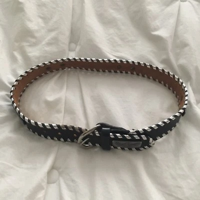 Темно-коричневый кожаный ремень с серебряной металлической гравировкой орлиные шпильки 32 дюйма ковбойский б/у в отличном состоянии - Изображение 1 из 4