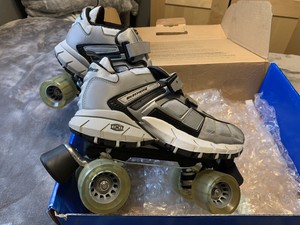 skechers quad roller skates