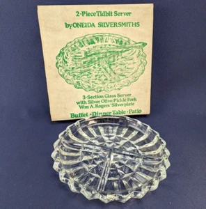 Servidor de vidrio de 3 secciones de Oneida Silversmiths (sin tenedor) - Imagen 1 de 6