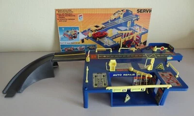 1990 Vintage Matchbox Stack'em Auto Repair Service Center Playset - Image 1 of 4