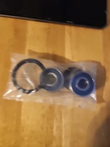 Yamaha FZX700 Fazer 700 1986-1987 Front Wheel Bearings And Seals  - Picture 1 of 2