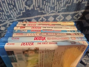 Dexter: Die komplette Serie (Blu-ray) 🇺🇸 VERSAND - Bild 1 von 1
