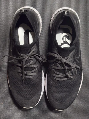 Size 10.5 - Nike Epic Phantom React Flyknit Black - Image 1 of 4