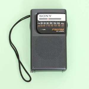 SONY ICF-S10MK2 FM/AM Walkman Pocket Portable Radio *WORKING* - Picture 1 of 3