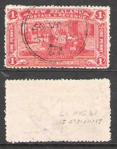 NUOVA ZELANDA 1906 ESPOSIZIONE 1d INTAGLIO 'HALLOW NZ CORNICE TIMBRO POSTALE' VARIETÀ (JF) - Foto 1 di 1