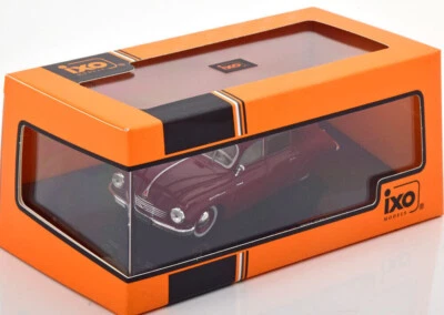 Tatra T600 Tatraplan 1950 Dark Red IXO CLC433N 1:43 Rosso Scuro - Immagine 1 di 3