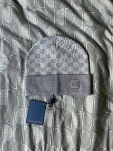 Louis Vuitton Beanie LV Grey (With Tags) - Picture 1 of 5