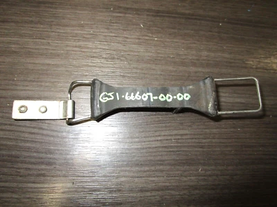 01 YAMAHA WAVERUNNER GP 1200 BATTERY BAND STRAP       GJ1-66607-00-00 Foto 1 de 3