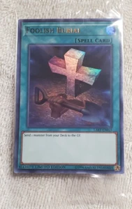 Yugioh Sepoltura Sciocca LART-EN016 Ultra Rara Arte Perduta Promo Sigillata - Foto 1 di 2