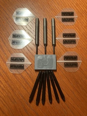 Winmau Mark Webster ( World Champion) Darts / 22 Grams - Image 1 of 2