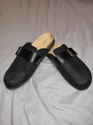 Old Navy Shoes Women’s Size 11 Mule Cork Black Vegan Suede Buckle New - Image 1 of 4