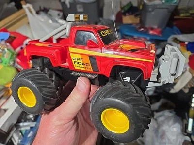 Vtg RC TYCO RED CHEVY OFF ROAD UNLIMITED 4X4 TRUCK NO REMOTE - Image 1 of 4