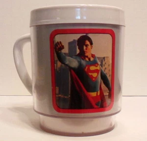 SUPERMAN MOVIE w CHRISTOPHER REEVE PLASTIKBECHER 1978 - Bild 1 von 2