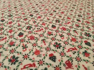 44x35 Vintage Christmas Fabric Small Print Red Green on White Vintage Polycotton - Picture 1 of 1