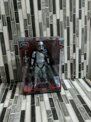 Star Wars: Elite Series CAPTAIN PHASMA Disney Store Exclusive Die Cast - Image 1 of 4