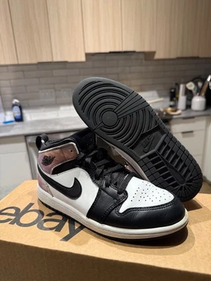 Air Jordan 1 Mid Black/Bleached Coral PS Size 3Y Preschool Nike Air Pink Black - Image 1 of 4