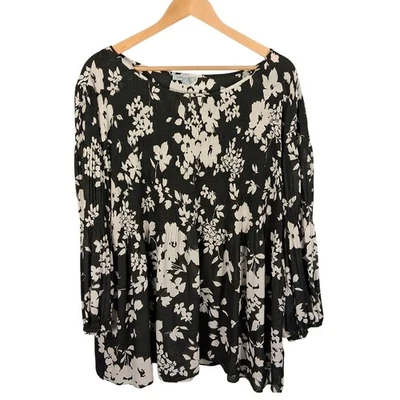 Blusa túnica plisada manga globo estampado floral e hiedra 3X Cottagecore Foto 1 de 4