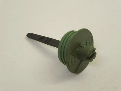 Audi TT 8N Mk1 Power Steering Fluid Reservoir Cap Lid 1J0422376A - Image 1 of 4