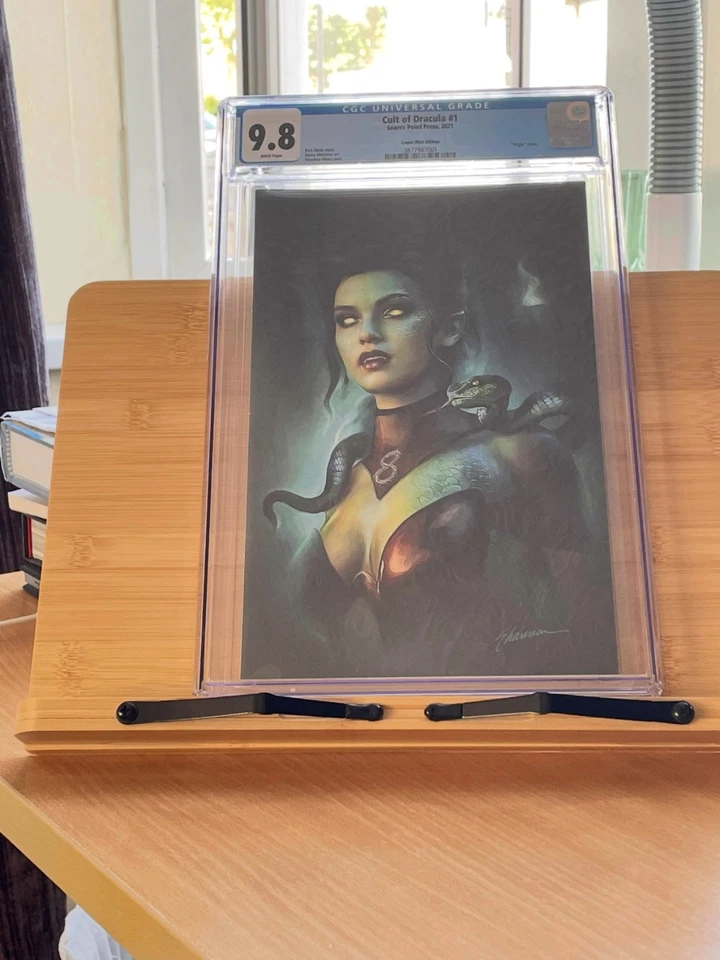 CULT OF DRACULA 1 CGC 9.8  - SHANNON MAER Virgin variant Foto 1 de 1