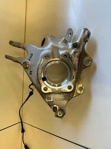 BMW M3 Competition Rear Left Hub Bearing Suspension 8095657 04 - Picture 1 of 8