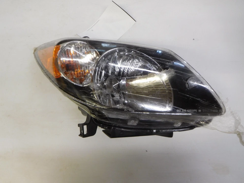 Pontiac Vibe Right Headlight 2005 2006 2007 2008 Foto 1 de 3