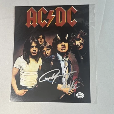 Angus Young - Signed Auto - 8x10 Photo - “Wet Ink” - “ACDC” - With COA - Image 1 of 4