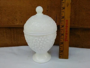 Vintage Avon Milk Glass Egg Shaped Covered Compote Candy Dish- Floral 1960's - Picture 1 of 4